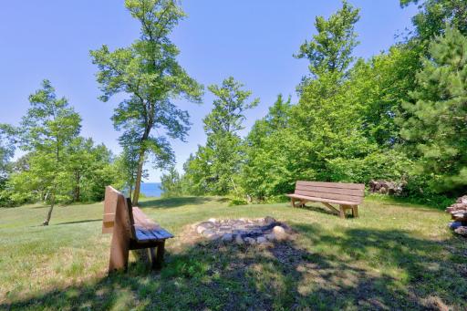 17067 S Highbanks Rd NE, Deer River, MN 56636