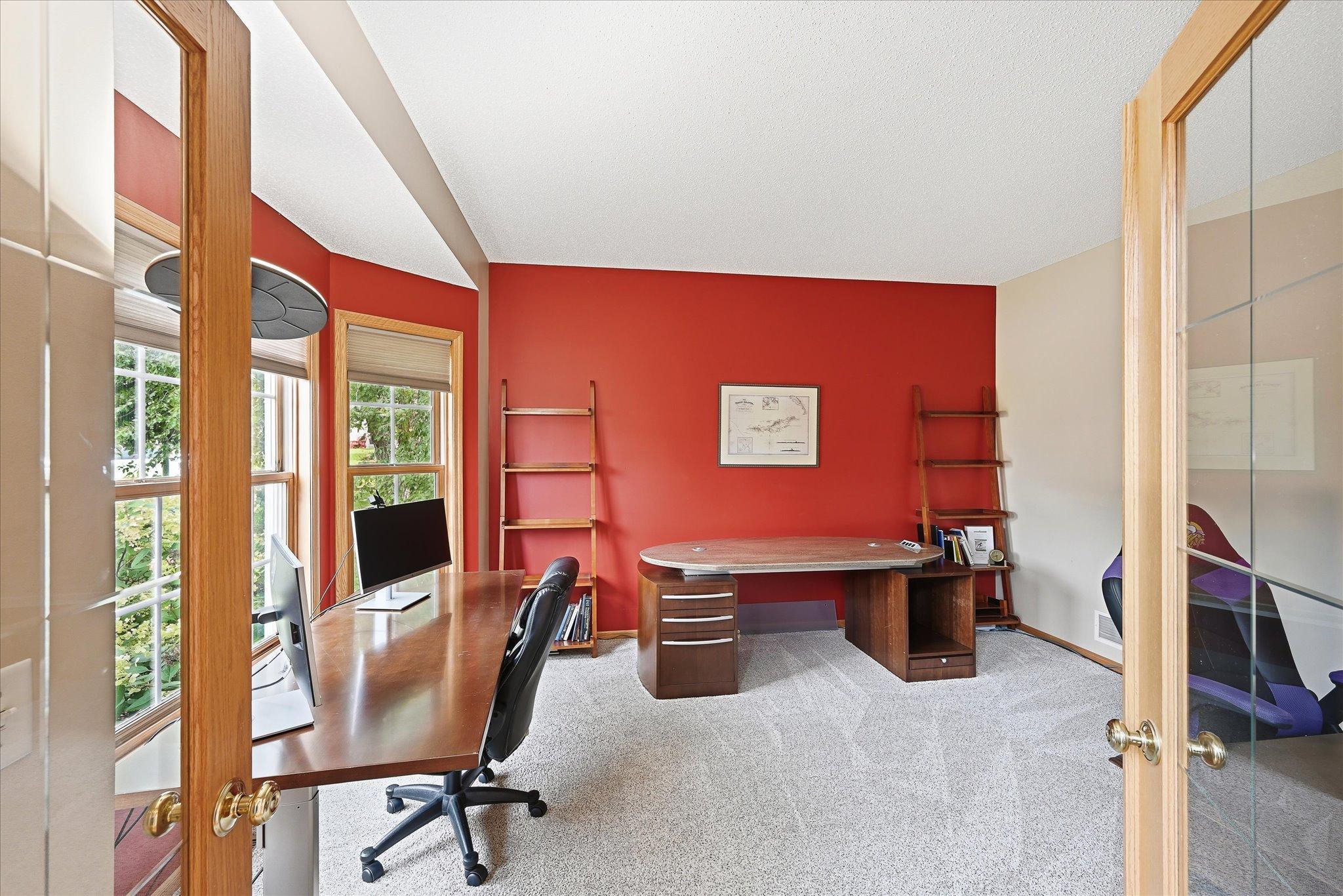 Flexible room perfect for home office, craft room of reading nook