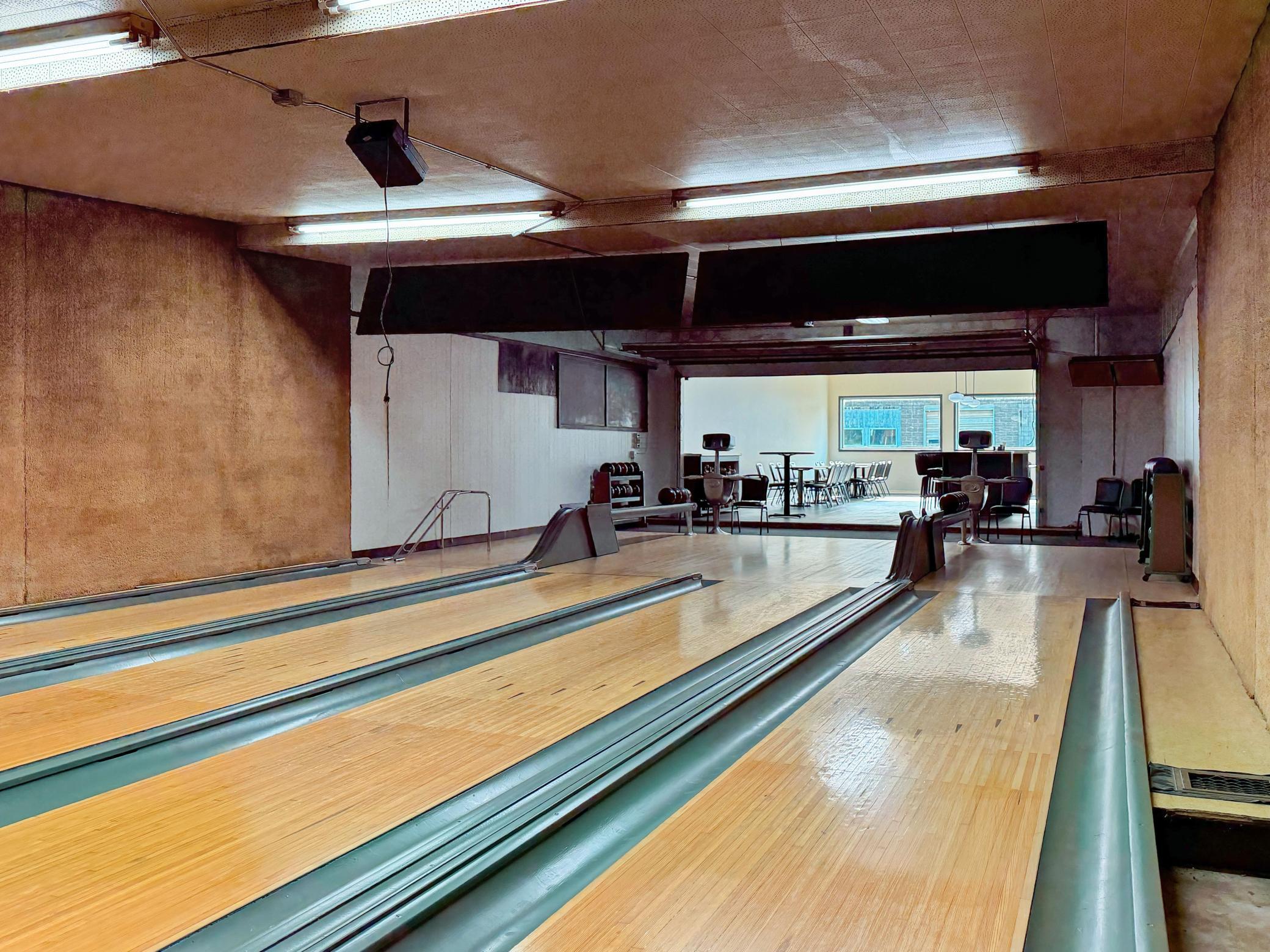 4 Lanes