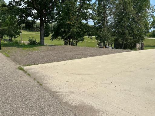317 Oak Hills Drive, Detroit Lakes, MN 56501