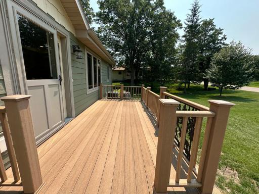 317 Oak Hills Drive, Detroit Lakes, MN 56501