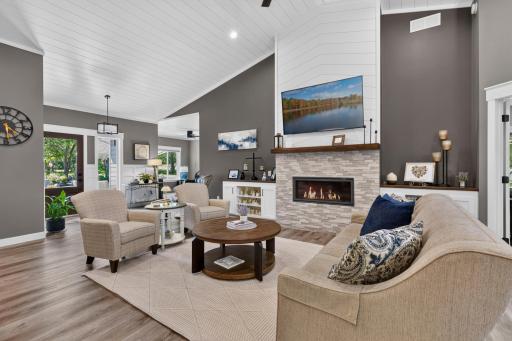 8296 Eagle Lane, Pequot Lakes, MN 56472