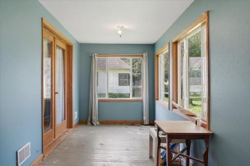 130 N Woodworth Street, Elmwood, WI 54740