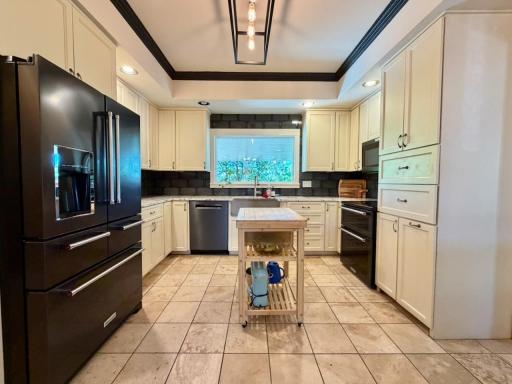 212 W Junius Avenue, Fergus Falls, MN 56537