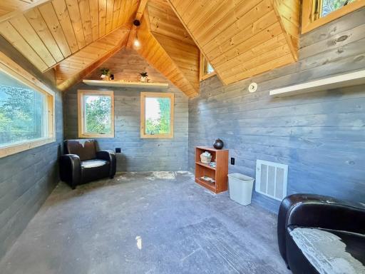 212 W Junius Avenue, Fergus Falls, MN 56537