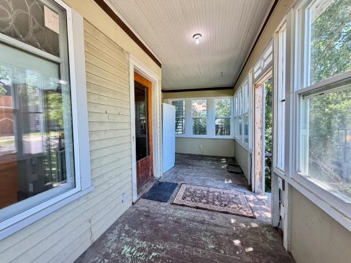 212 W Junius Avenue, Fergus Falls, MN 56537
