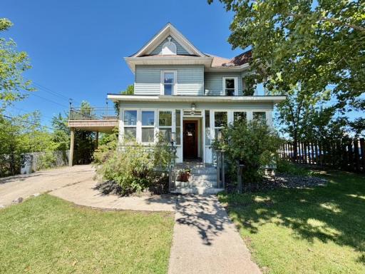 212 W Junius Avenue, Fergus Falls, MN 56537