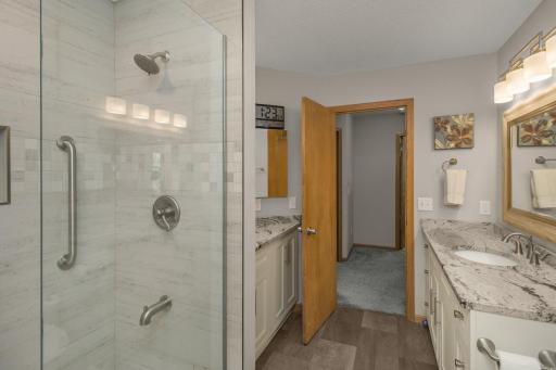 10664 Ironwood Court, Woodbury, MN 55129