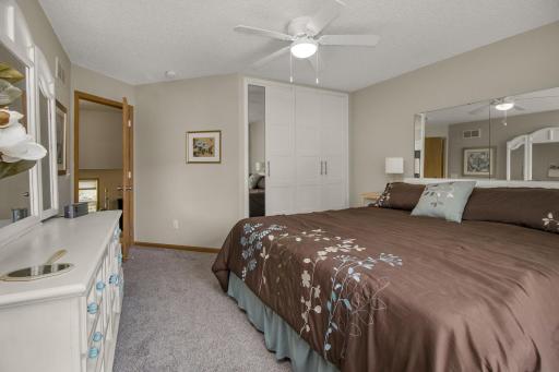 10664 Ironwood Court, Woodbury, MN 55129