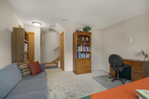 10664 Ironwood Court, Woodbury, MN 55129