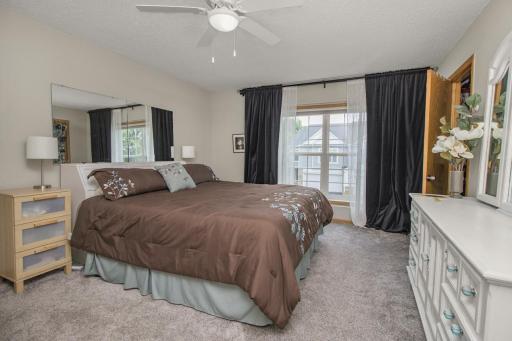 10664 Ironwood Court, Woodbury, MN 55129