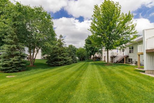10664 Ironwood Court, Woodbury, MN 55129