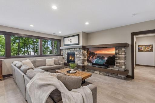 280 Cove Road, Hudson, WI 54016