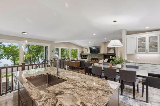 280 Cove Road, Hudson, WI 54016