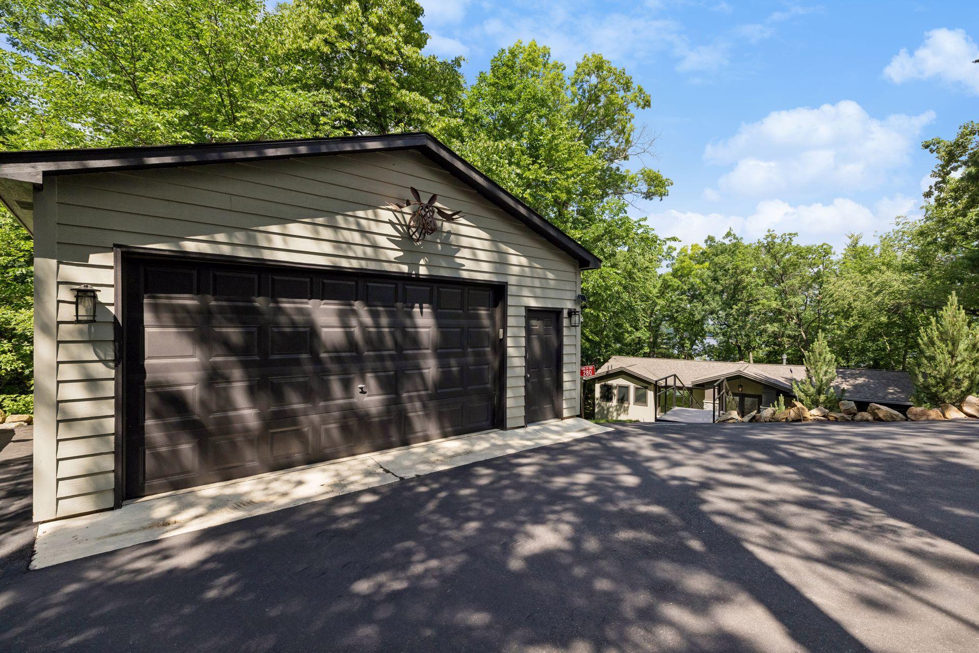 Garage.jpg