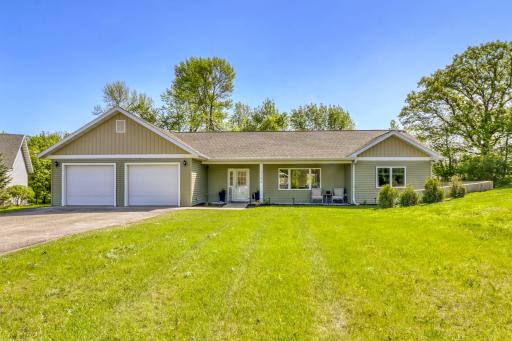 1190 Bay Ridge Drive, Detroit Lakes, MN 56501
