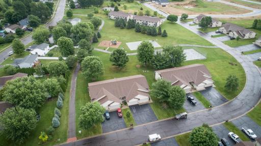 1016 Honeysuckle Lane SE, Cambridge, MN 55008