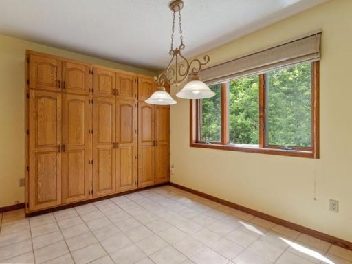 9825 Brent Avenue, Inver Grove Heights, MN 55077