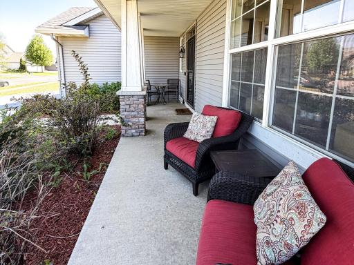 924 Ivy Hills Road, Belle Plaine, MN 56011