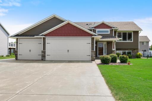 7391 Kahler Circle NE, Albertville, MN 55301