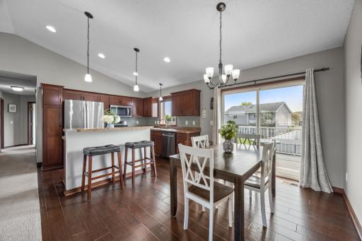 Kitchen & Dining Area