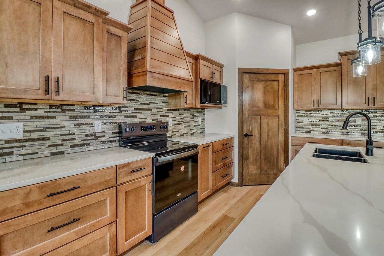 Kitchen1_6-g.jpg