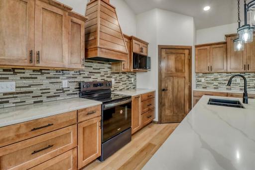 215 Emma Court, Mapleton, ND 58059