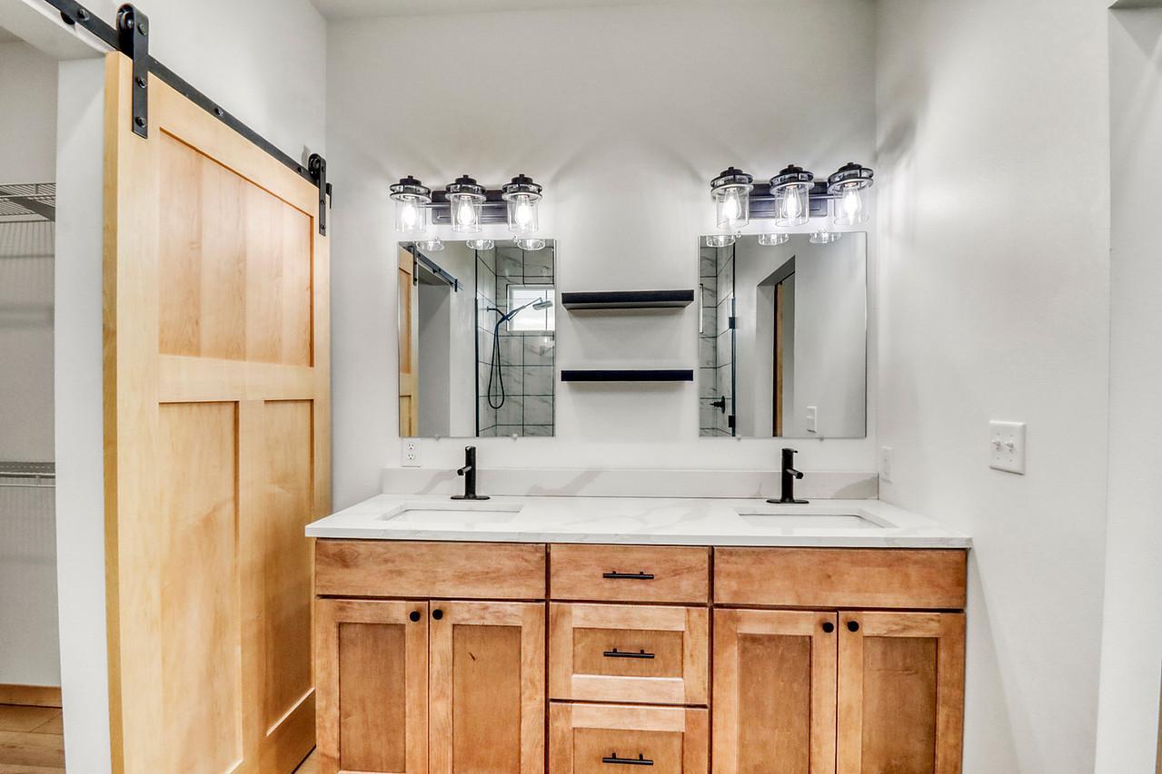 Primary Bathroom1_2-g.jpg