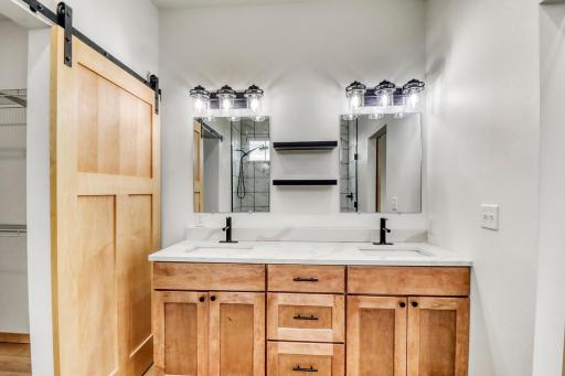 215 Emma Court, Mapleton, ND 58059