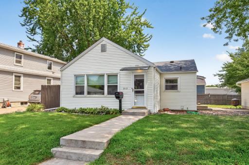 213 14th Avenue S, South Saint Paul, MN 55075