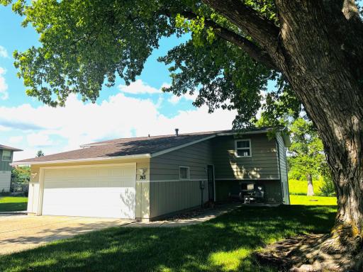 765 Des Moines Drive, Windom, MN 56101