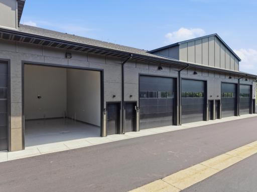 Wide drive aisles and private unit access make coming and going easy, even with larger vehicles and equipment.