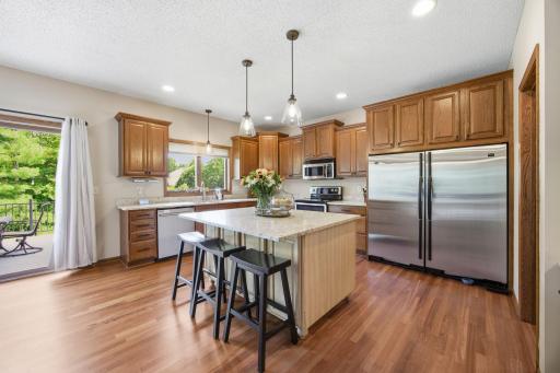 7182 Hidden Valley Pond S, Cottage Grove, MN 55016