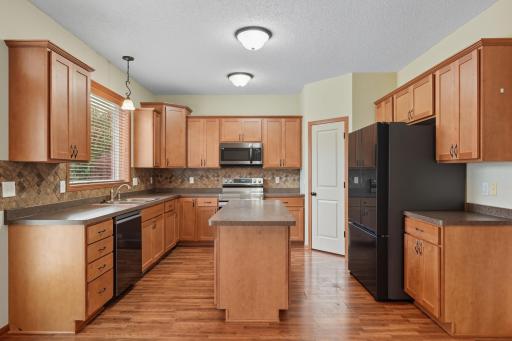 11333 Ivywood Trail, Saint Paul, MN 55129