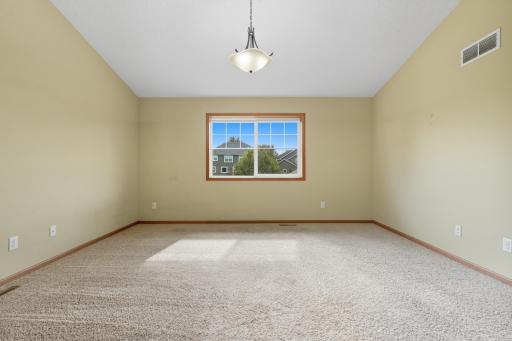 11333 Ivywood Trail, Saint Paul, MN 55129