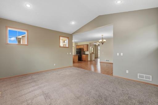 11333 Ivywood Trail, Saint Paul, MN 55129