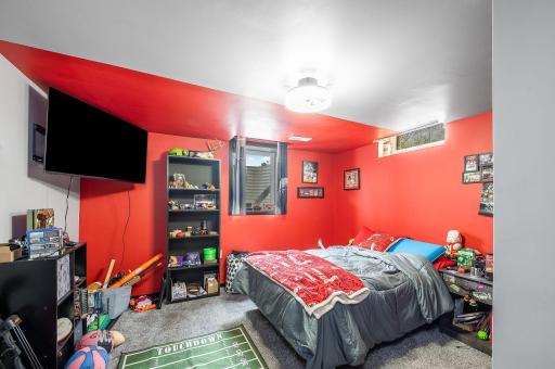 1013 5th Street S, Saint James, MN 56081