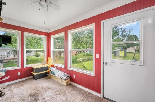 1013 5th Street S, Saint James, MN 56081