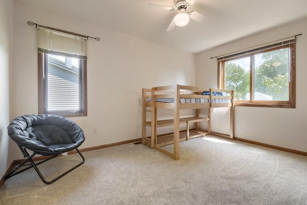 383 Belmont Ln - MLS Sized - 021 - 21 Bedroom.jpg