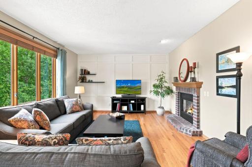 3649 Commonwealth Road, Woodbury, MN 55125