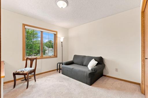 3649 Commonwealth Road, Woodbury, MN 55125