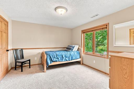 3649 Commonwealth Road, Woodbury, MN 55125