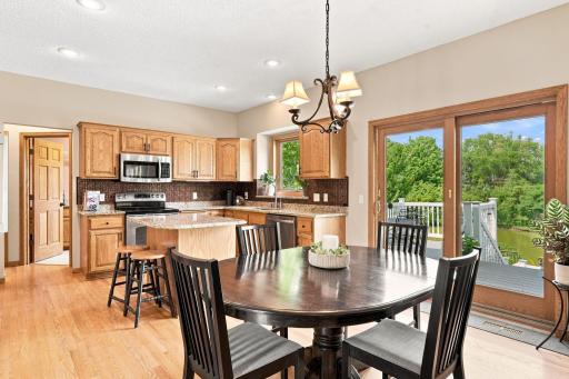 3649 Commonwealth Road, Woodbury, MN 55125