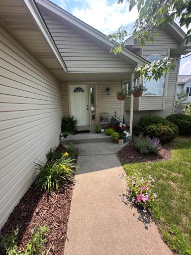 11683 10th Street NE, Hanover, MN 55341