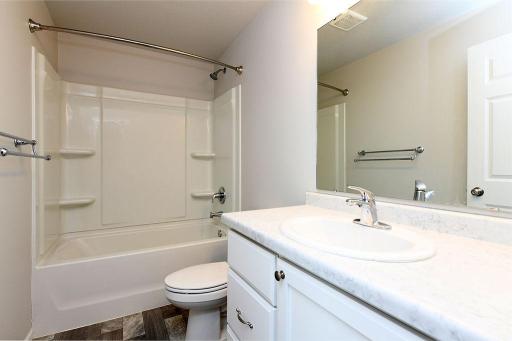 4513 17 Street S, Moorhead, MN 56560