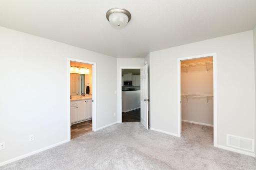 4513 17 Street S, Moorhead, MN 56560
