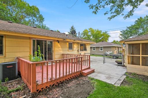 11212 Arrowhead Street NW, Minneapolis, MN 55433