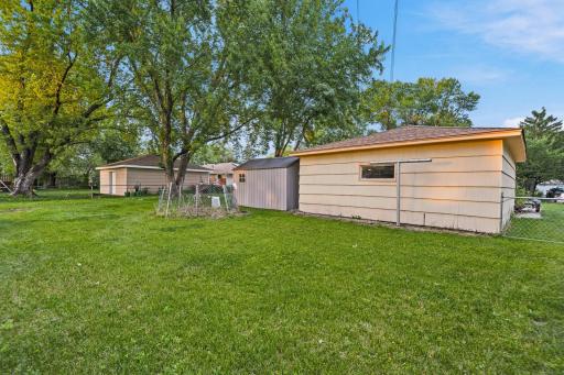 11212 Arrowhead Street NW, Minneapolis, MN 55433