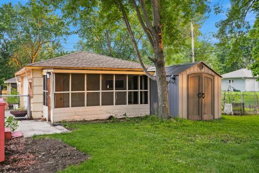 11212 Arrowhead Street NW, Minneapolis, MN 55433