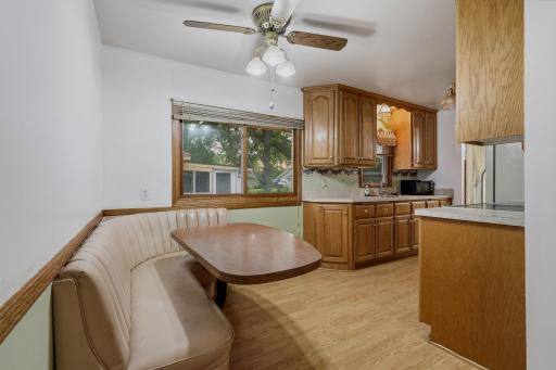 11212 Arrowhead Street NW, Minneapolis, MN 55433